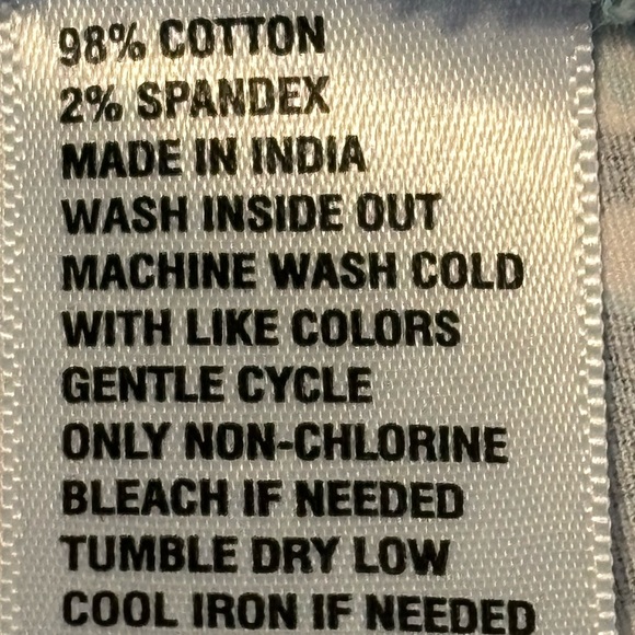 Crown & Ivy Navy Print Shorts - Picture 3 of 4